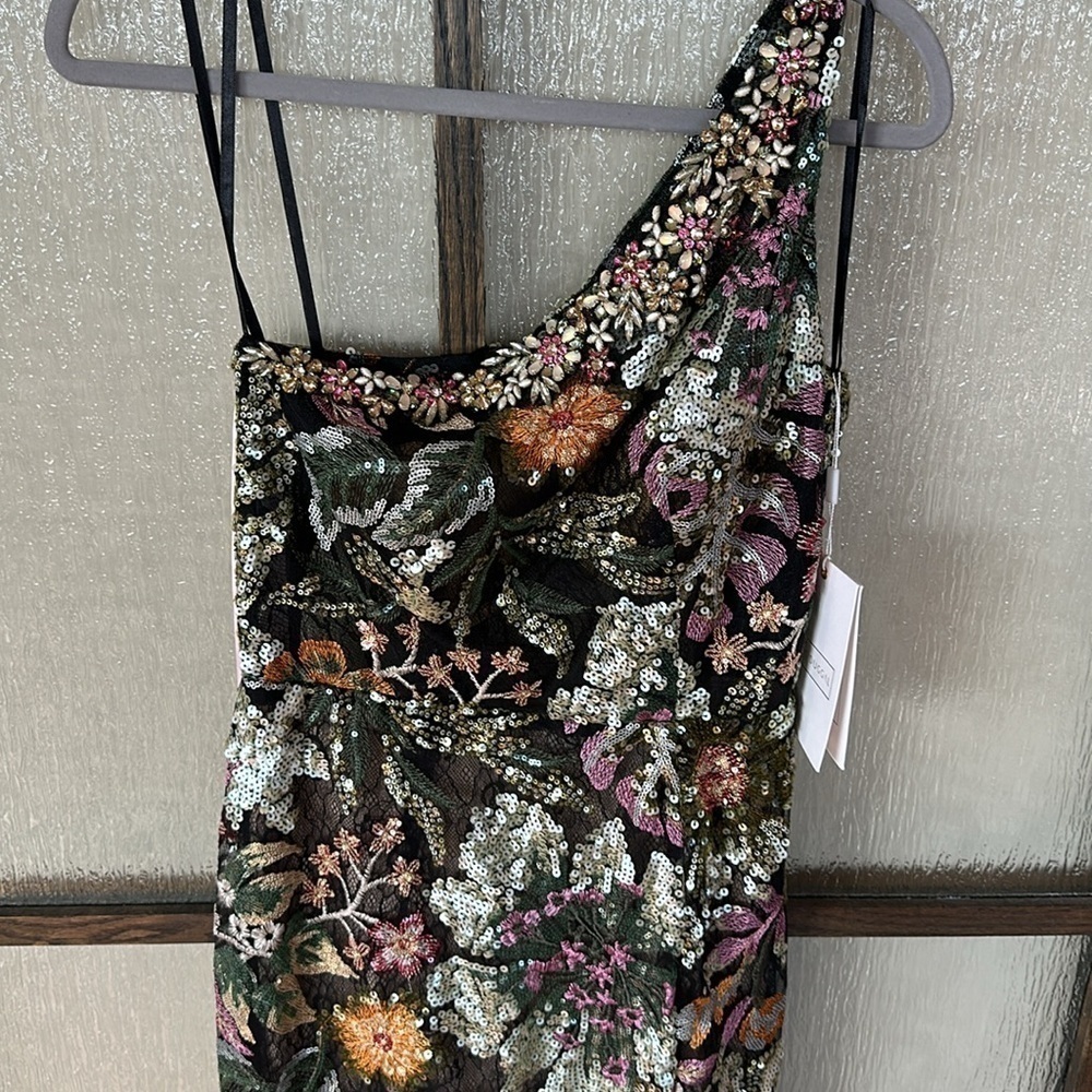 Mac Duggal EMBELLISHED FLORAL ONE SHOULDER GOWN botanical print size 12 NWT - Picture 10 of 16